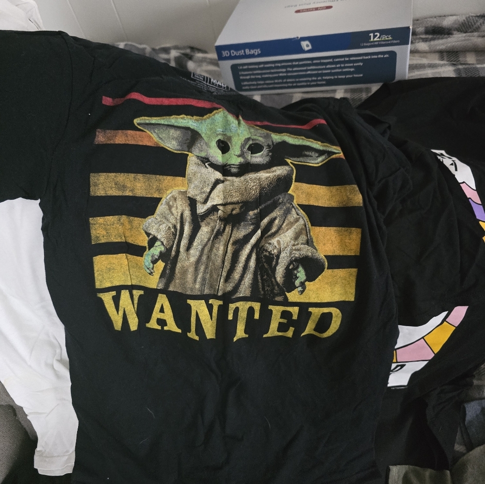 Gildan Black and Green Short Sleeve Tee with Graphic Design